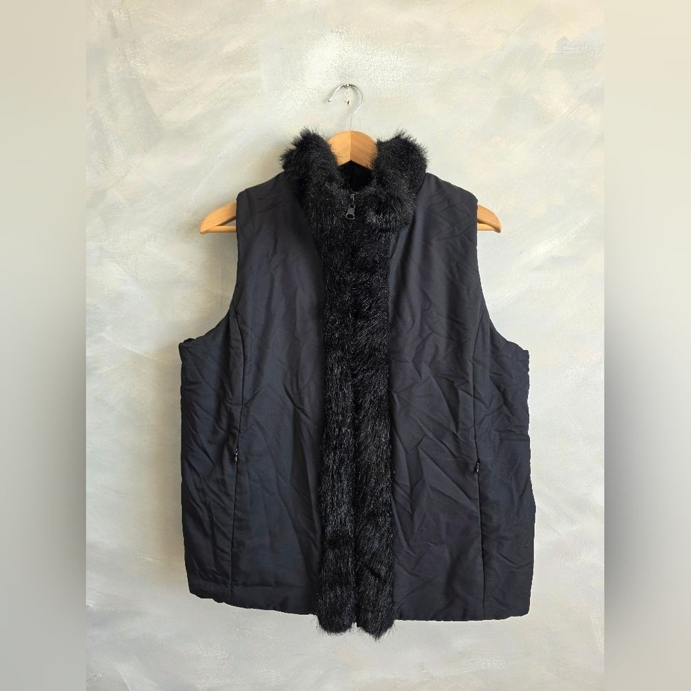 JonesNY Zip Reversible Puffer Vest Womens L Faux Fur Trim Quilted Black
